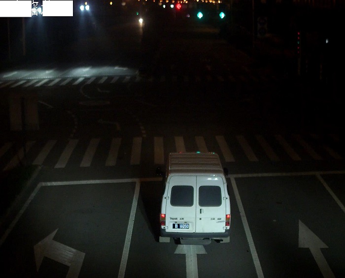 电子警察监控补光